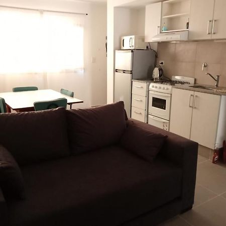 Departamento Calle Mendoza Albus -Acceso Rapido Ruta 22 General Roca Ngoại thất bức ảnh